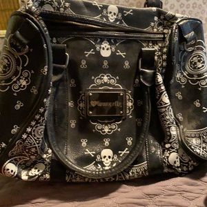 Loungefly black skull and cross bones purse